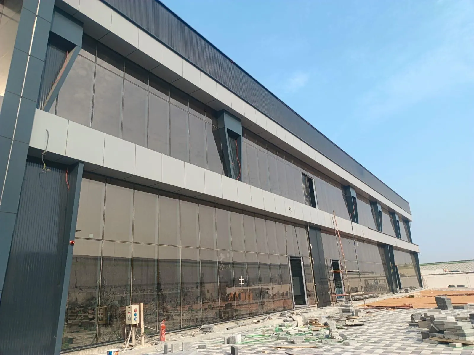 Curtain wall and glass façade by Sky Light
